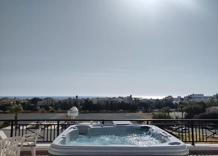 Othello With Pool, Balcony, Rooftop Hot Tub & 800 M Walk To Sandy *