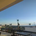 Othello With Pool, Balcony, Rooftop Hot Tub & 800 M Walk To Sandy * Paphos