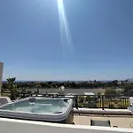 Othello With Pool, Balcony, Rooftop Hot Tub & 800 M Walk To Sandy *